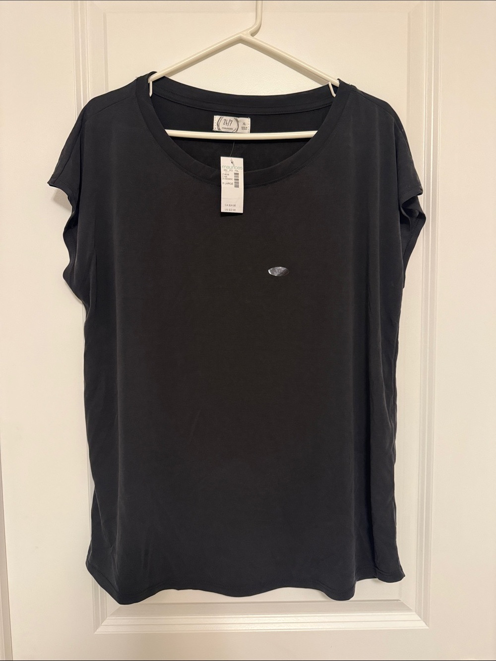 Women’s Black Short Sleeve Tee